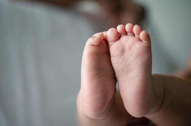 Tandakan Sistem Saraf Normal, Kenali Refleks Babinski pada Bayi