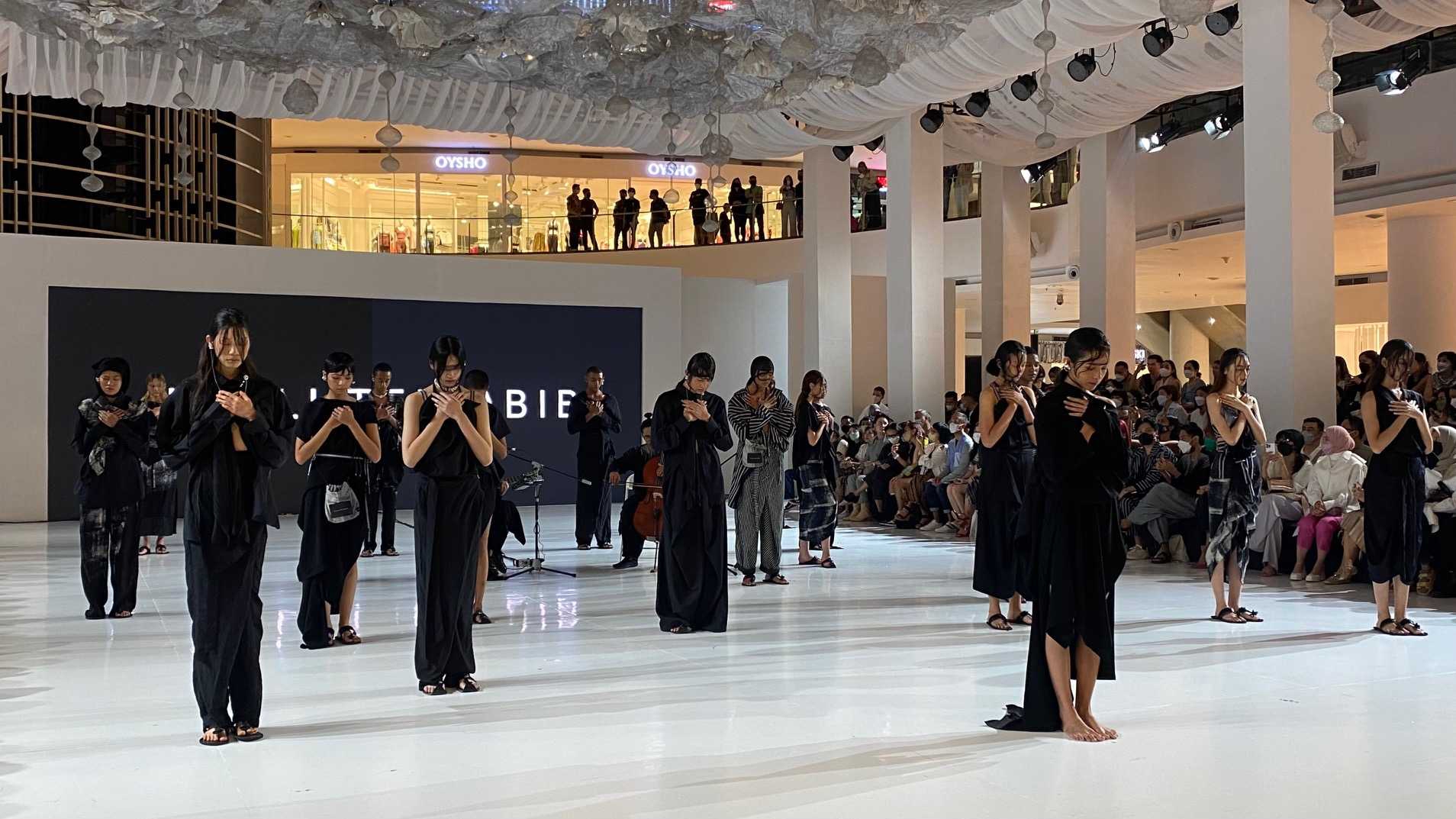 Meriah Kolaborasi Desainer Lokal Papan Atas di BAZAAR Fashion Festival 2022