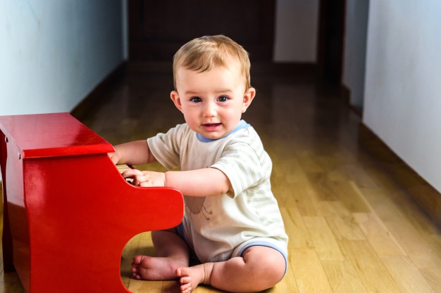Optimalkan Perkembangan Anak dengan Mainan Musik
