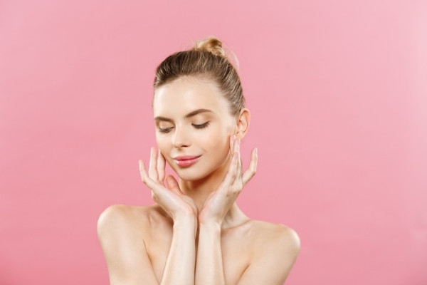 Tips Sehat dan Cantik dengan Pijat Wajah