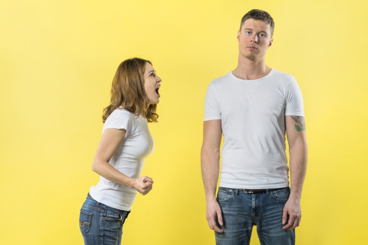 15 Sikap Buruk Istri yang Bisa Menghancurkan Pernikahan