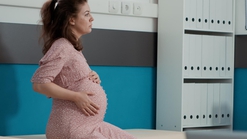 Air Ketuban Pecah Tetapi Tidak Mulas, Ini yang Harus Dilakukan