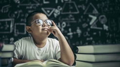 Kecerdasan Anak Menurun dari Siapa? Ini Faktanya