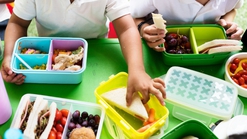 Moms, Ini Ide Menu Makanan Sehat untuk Anak SD