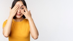 Kedutan Mata Kanan Pertanda Apa? Ini Penyebab dan Cara Mengatasinya