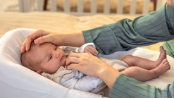 Obat Pilek untuk Bayi 6-12 Bulan: Panduan Aman untuk Moms
