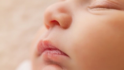 Kenapa Bibir Bayi Menghitam? Kenali Penyebab dan Tanda Bahayanya