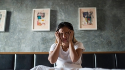 Arti Mimpi Gigi Bawah Copot: Pertanda Apa bagi Keluarga?