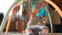 Pilihan Mainan Anak 3 Bulan untuk Tumbuh Kembang yang Optimal