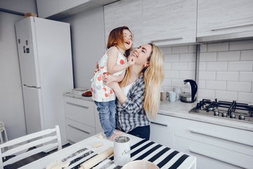 Asah Kemampuan Berpikir Si Kecil dengan Cara Ini, Moms!