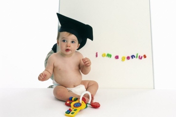 Tips Mencetak Bayi Cerdas 