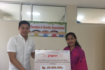 Penyerahan Donasi “Program Pigeon Care” Kain Batik