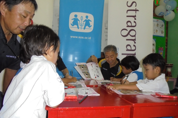 Donasi 10.000 Buku untuk Kanak-kanak TK