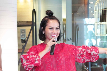 Penyanyi Andien Senang Mendekorasi Rumah