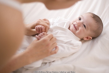 6 Gerakan Refleks Bayi yang Harus Anda Ketahui!