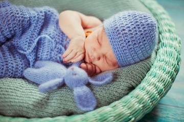 Cara Tepat Merawat Tali Pusat Bayi
