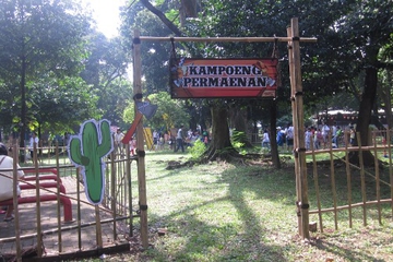 Berpetualang di Kampoeng Maen Fair 2013