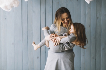 Tips Parenting dari Moms Hollywood