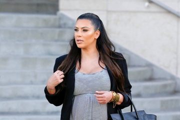 Kim Kadarshian Bantah Lakukan Suntik Botox Saat Hamil 