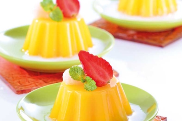 Pudding Mangga Saus Leci