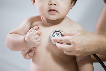 Bayi Arkan Jalani Operasi Untuk Jantung Bocor