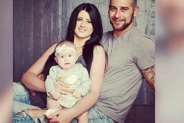 Balita Bertahan Hidup Dari Kecelakaan Mobil