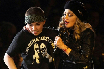Madonna, Si 'Strict Mom'