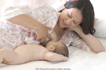 Yuk, Kenali 3 Refleks Menyusu pada Bayi