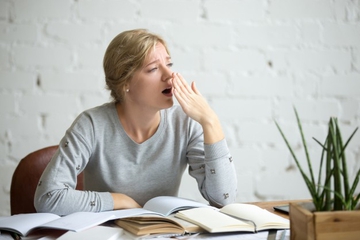 5 Trik Sederhana Atasi Lelah Di Kantor