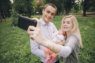 'Sharenting,' Fenomena Baru di Dunia Parenting