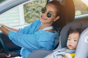 Tips Berkendara Aman dan Nyaman Bersama Si Kecil