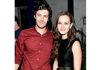 Leighton Meester & Adam Brody. Sah Menjadi Orangtua