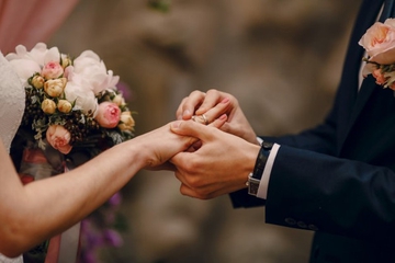 Kisah Para Moms yang Menikah dengan Pria Asing