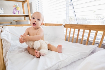 Cara Melatih Anak agar Mampu Duduk Sendiri