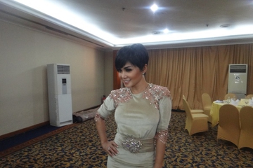 Yuni Shara Lebaran Bersama Anak-anak