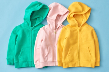 Botol Plastik Jadi Baju Keren? Ini Bukti Cinta Lingkungan!