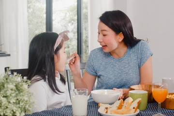 Nutrisi Alami untuk Menjaga Kesehatan Anak saat Puasa