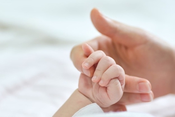 Kasih Sayang Orang Tua Adalah Faktor Utama Anak Sehat