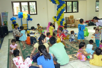 Kisah Bayi Terlantar (2): Dinas Sosial Pun Penuh