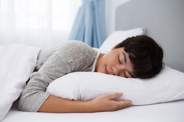 Tips Jaga Kualitas Tidur Ibu Hamil Berpuasa