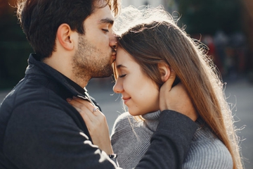 10 Tips Agar Suami Makin Sayang dengan Istri