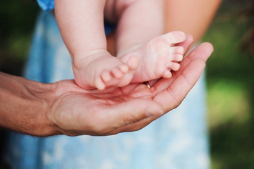 Berbagai Kelainan Kaki Bayi yang Perlu Anda Kenal