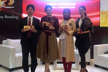 Cara Sederhana 2 Seleb Rayakan Hari Ibu