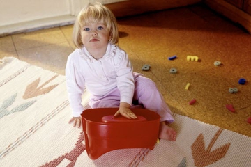Tanda Si Kecil Siap Potty Training
