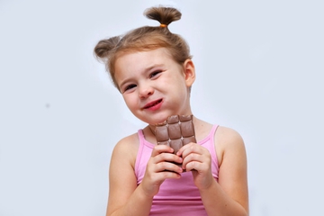 Moms, Ini Bahaya Anak Kecanduan Makanan Manis