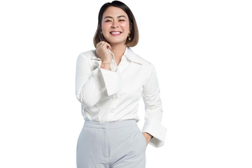 M&B Inspiring Moms of The Year: Andra Alodita