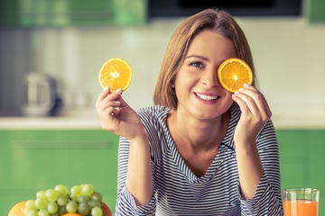 Waspada Konsumsi Vitamin C Berlebihan bagi Kesehatan!