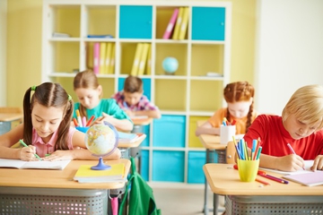 Anak Mogok Sekolah, Efek Bila Terlalu Banyak PR