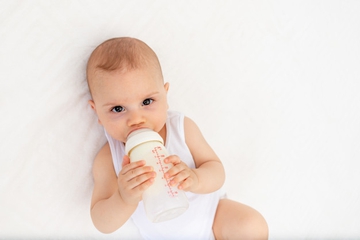 Rekomendasi Botol ASI Plastik yang Aman untuk Anak
