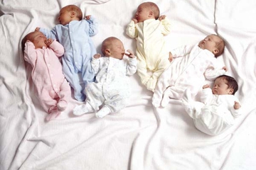 Satu dari Bayi Kembar Lima Meninggal Dunia